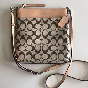Coach🎀 Crossbody